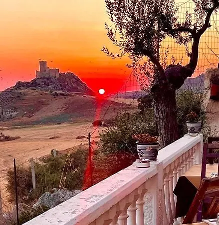 La Collina Sul Mare Bed & Breakfast 3*