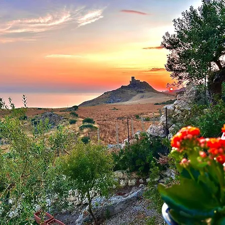 La Collina Sul Mare 3*