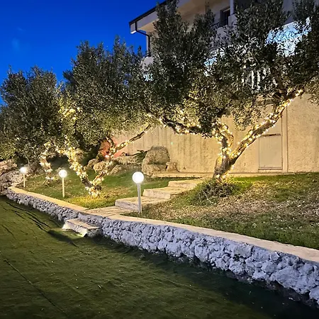 Bed & Breakfast La Collina Sul Mare 3*